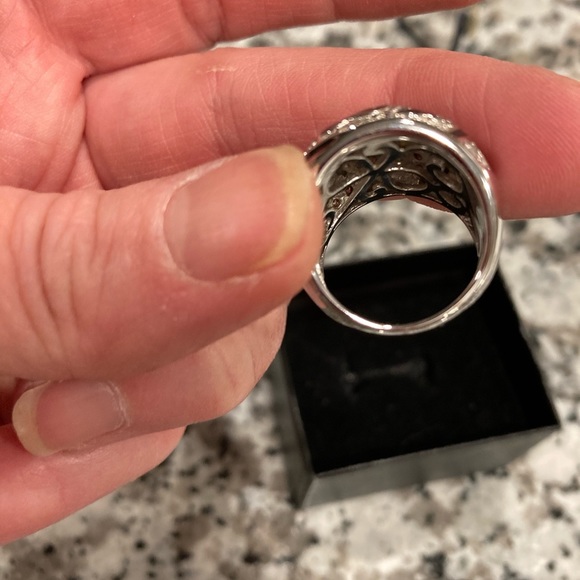 Cocktail Ring - Picture 5 of 9